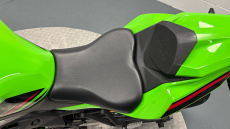 Kawasaki Ninja Zx 4 ZX400SRFNN (24MY)